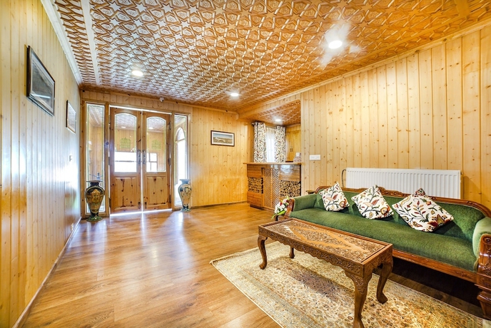 Imagen de los interiores del Hotel Shaw Inn. Foto 18