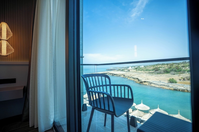 Imagen de la habitación del Hotel Shayna Beach Club. Foto 7