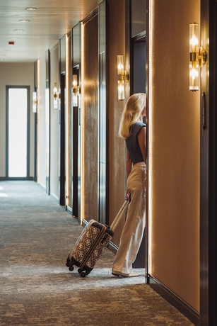 Imagen de los interiores del Hotel Shayna Beach Club. Foto 15