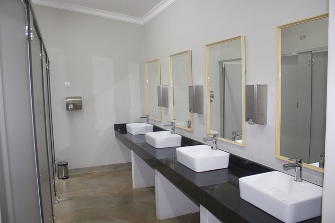 Imagen de la habitación del Hotel Shearwater Explorers Village. Foto 15