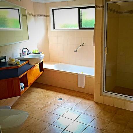 Imagen de la habitación del Hotel Shearwater Scenic Villas. Foto 11