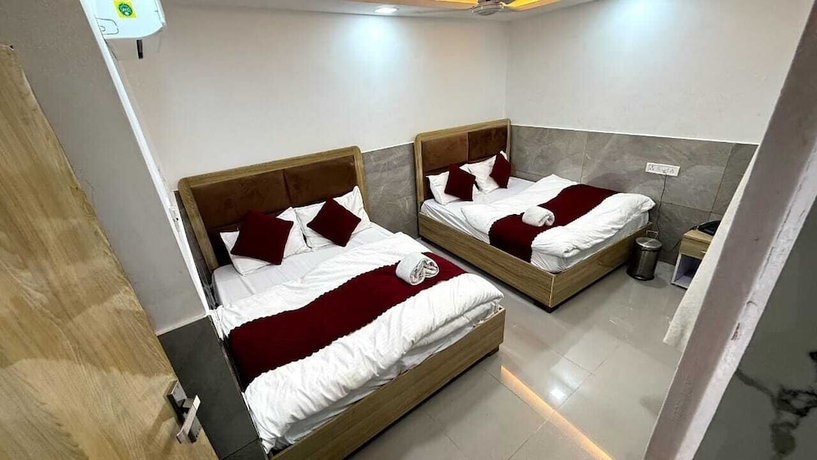 Imagen de la habitación del Hotel Sheeri Inn. Foto 7