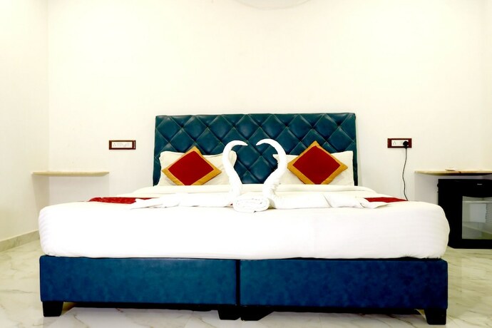 Imagen de la habitación del Hotel Sheesh Mahal Desert Camp. Foto 19