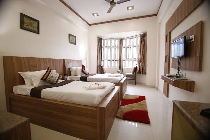Imagen de la habitación del Hotel Sheetal Regency. Foto 9