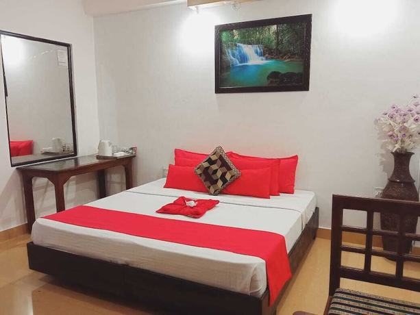 Imagen de la habitación del Hotel Sheetal Tower. Foto 4