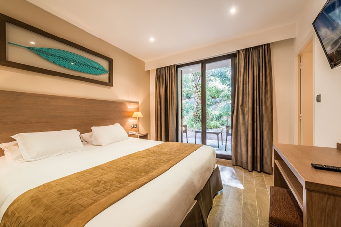Imagen de la habitación del Hotel Shegara. Foto 6