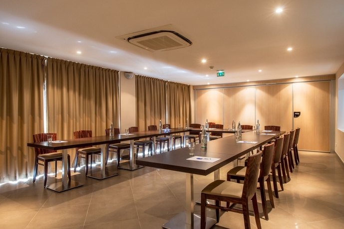 Imagen de los interiores del Hotel Shegara. Foto 15