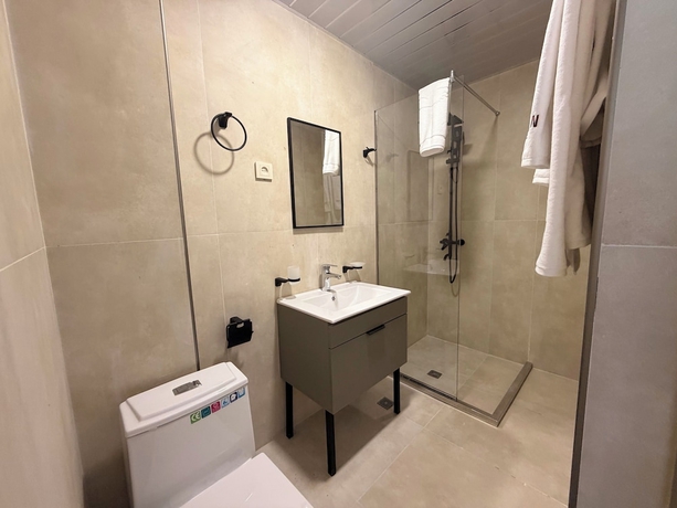 Imagen de la habitación del Hotel Sheldon, Erev&aacute;n. Foto 7