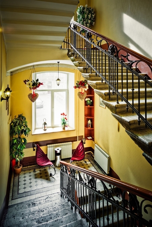 Imagen de los interiores del Hotel Shelfort. Foto 14