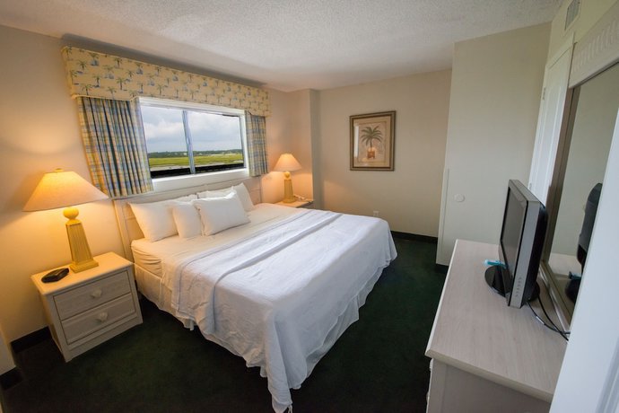 Imagen de la habitación del Hotel Shell Island Resort - All Oceanfront Suites. Foto 3