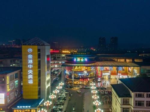 Imagen general del Hotel Shell Suzhou Zhangjiagang Jingang Town Central Plaza. Foto 11