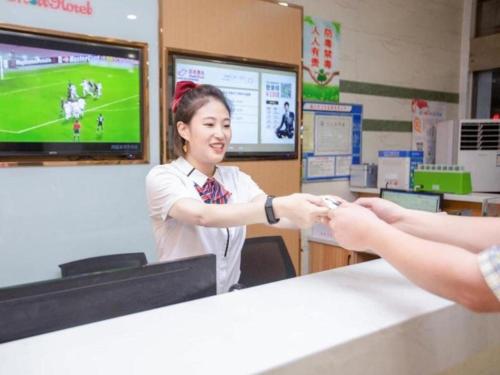 Imagen general del Hotel Shell Zhejiang Jiaxing Youyi Street. Foto 5