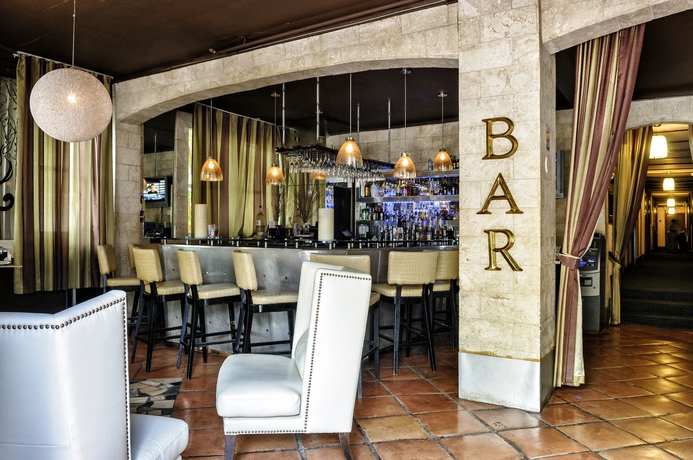 Imagen del bar/restaurante del Hotel Shelley, A South Beach Group. Foto 3