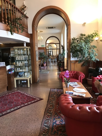 Imagen de los interiores del Hotel Shelley E Delle Palme. Foto 18