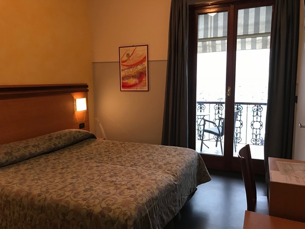 Imagen de la habitación del Hotel Shelley E Delle Palme. Foto 16