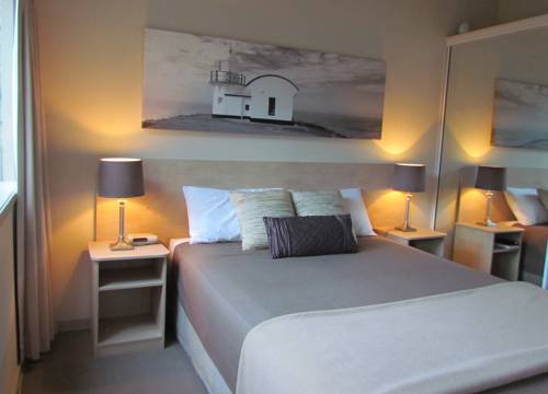 Imagen de la habitación del Hotel Shelly Beach Resort. Foto 6