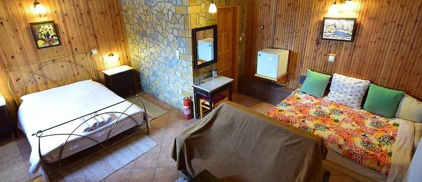 Imagen general del Hotel Shelter Ermis. Foto 8