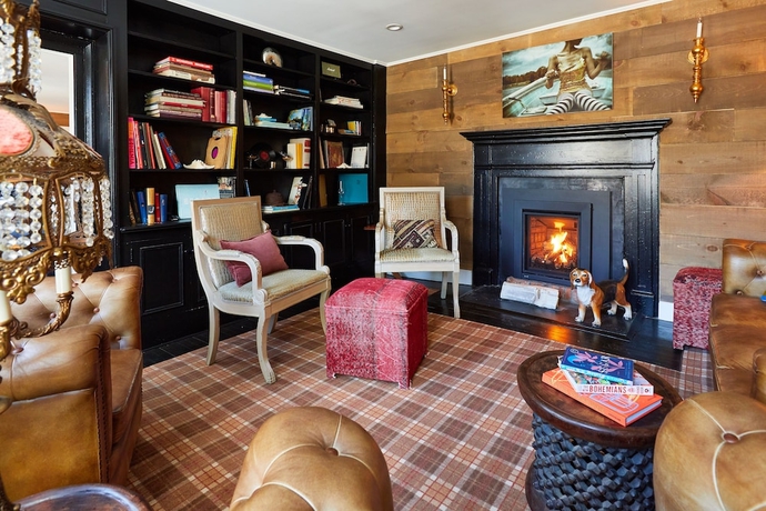 Imagen de los interiores del Hotel Shelter Harbor Inn. Foto 19
