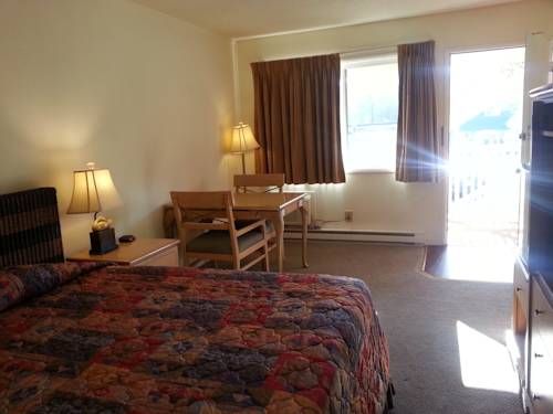 Imagen de la habitación del Hotel Shelton Inn. Foto 14