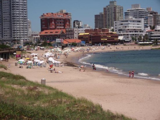 Imagen de los exteriores del Hotel Shelton, PUNTA DEL ESTE. Foto 11
