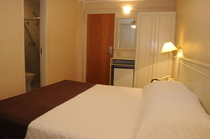 Imagen de la habitación del Hotel Shelton, Serra Negra. Foto 17