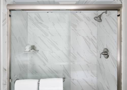 Imagen de la habitación del Hotel Shem Creek Inn. Foto 3