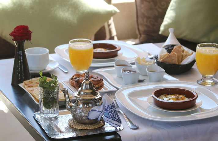 Imagen del bar/restaurante del Hotel Shems Moon Suite & Spa. Foto 4