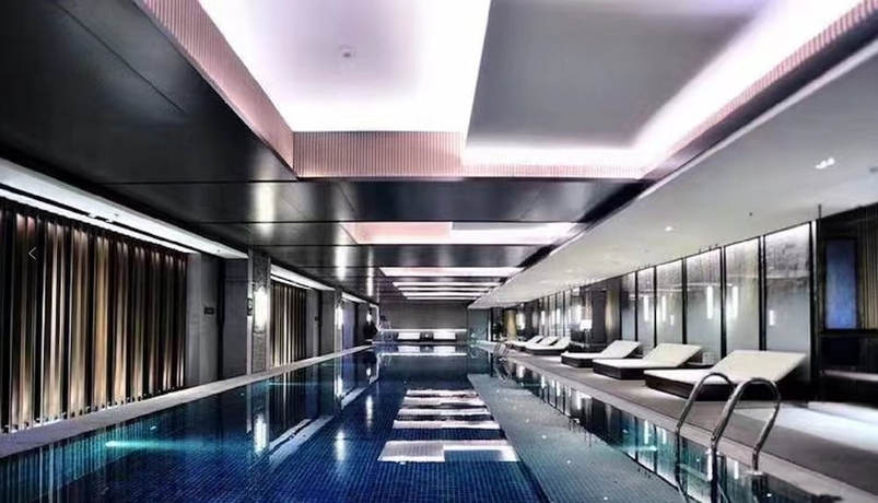 Imagen de la piscina del Hotel Shenyang Marriott Hotel. Foto 19