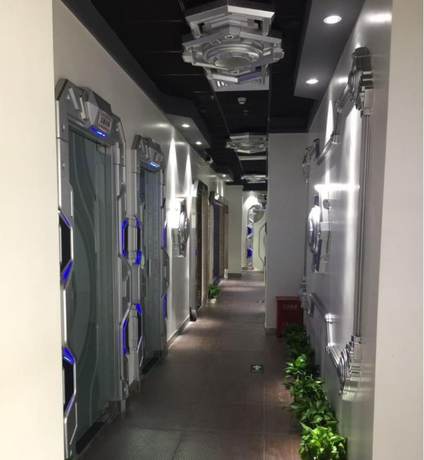Imagen de los interiores del Hotel Shenzhen Dreamers Capsule. Foto 7