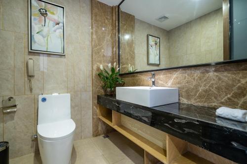 Imagen de la habitación del Hotel Shenzhen Estern Banshan. Foto 7