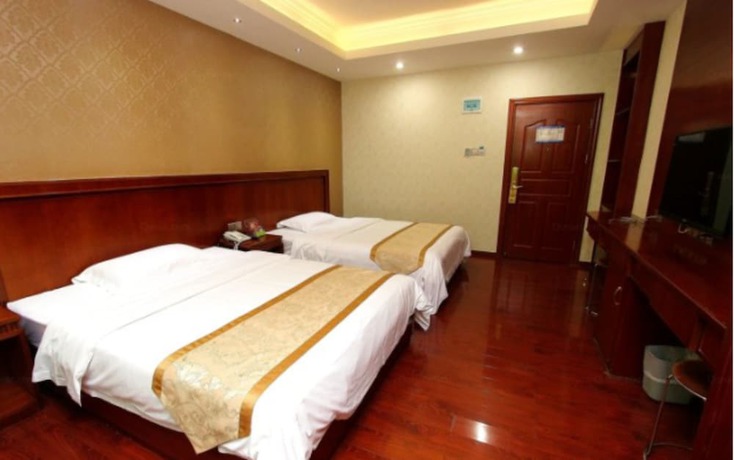 Imagen de la habitación del Hotel Shenzhen Fubanhao. Foto 7
