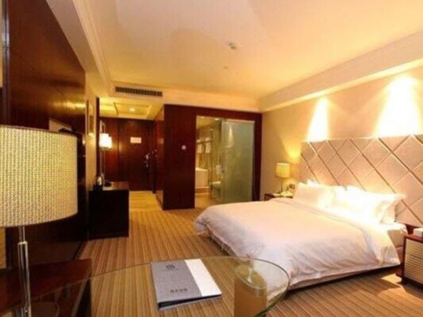 Imagen de la habitación del Hotel Shenzhen Haosheng Garden. Foto 4