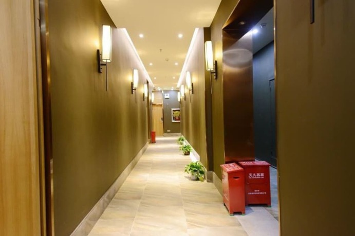 Imagen general del Hotel Shenzhen Port Apartment. Foto 9