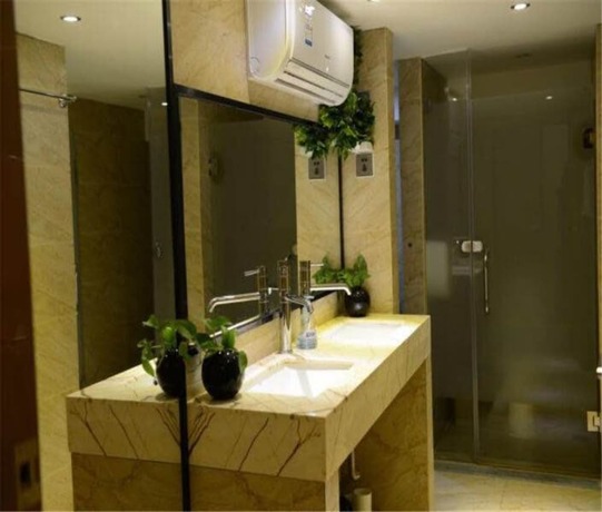 Imagen general del Hotel Shenzhen Port Apartment. Foto 14