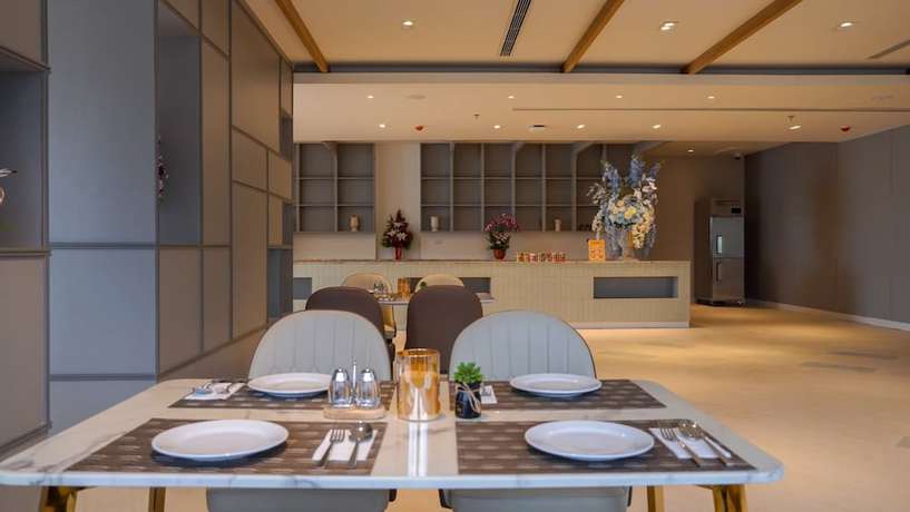 Imagen del bar/restaurante del Hotel Shenzhen Tower Bangkok. Foto 4