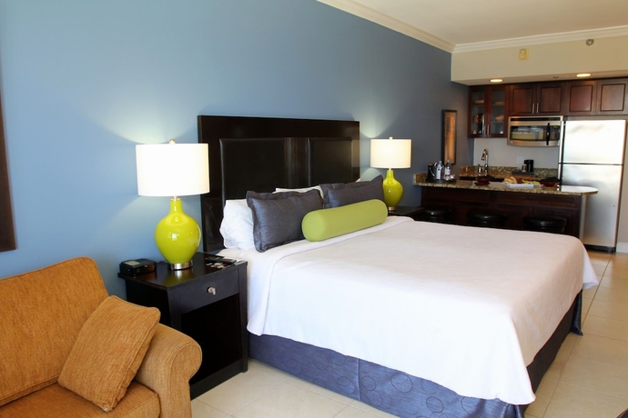 Imagen de la habitación del Hotel Shephard\'s Beach Resort. Foto 2