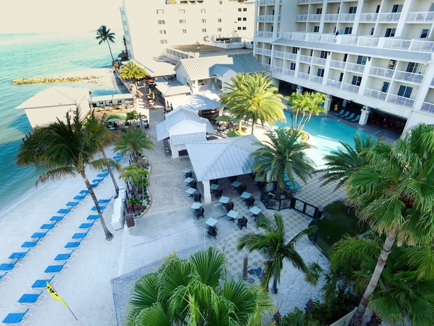 Imagen de la habitación del Hotel Shephard\'s Beach Resort. Foto 11