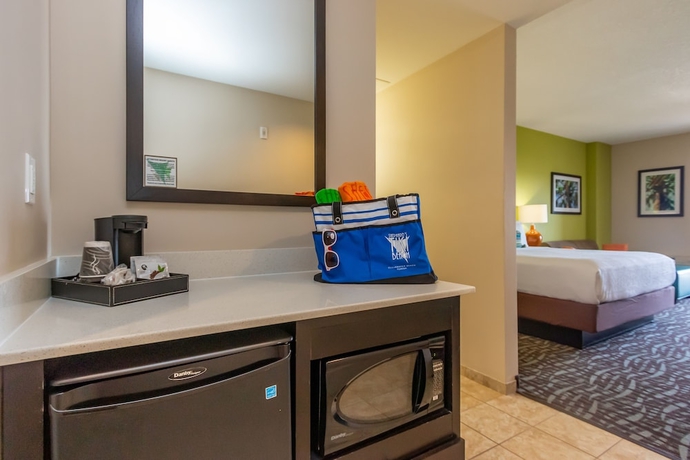 Imagen de la habitación del Hotel Shephard\'s Beach Resort. Foto 13