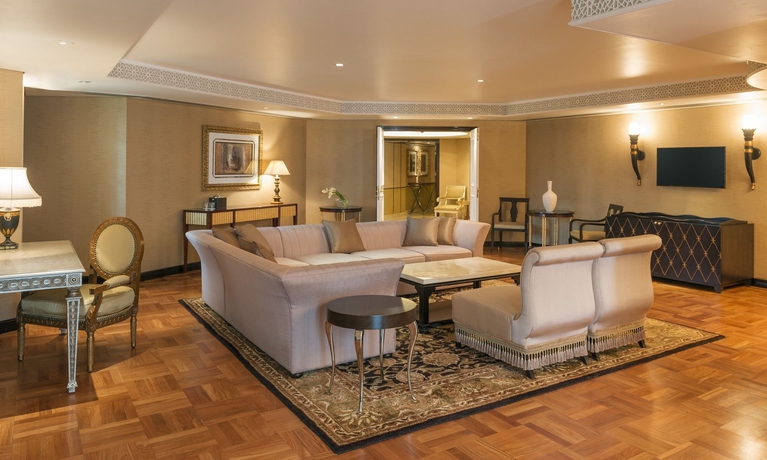 Imagen de los interiores del Hotel Sheraton Abu Dhabi and Resort. Foto 14