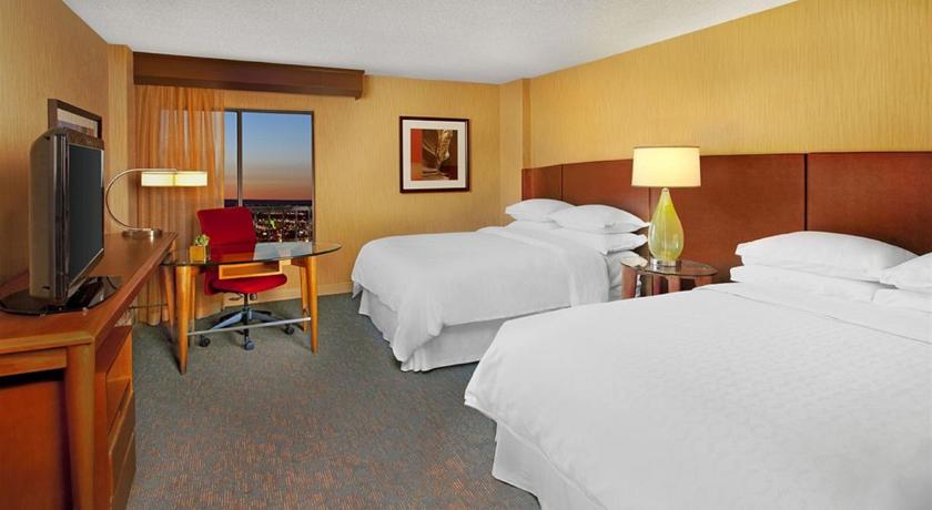 Imagen de la habitación del Hotel Sheraton Albuquerque Airport. Foto 6