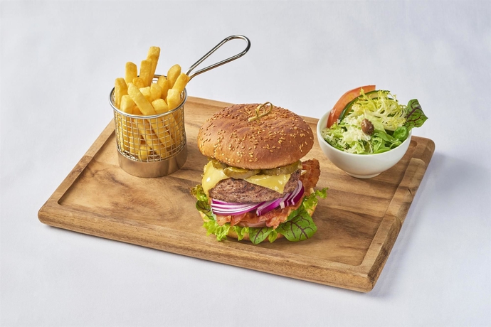 Imagen del bar/restaurante del Hotel Sheraton Amsterdam Airport and Conference Center. Foto 7