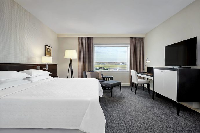 Imagen de la habitación del Hotel Sheraton Amsterdam Airport and Conference Center. Foto 10