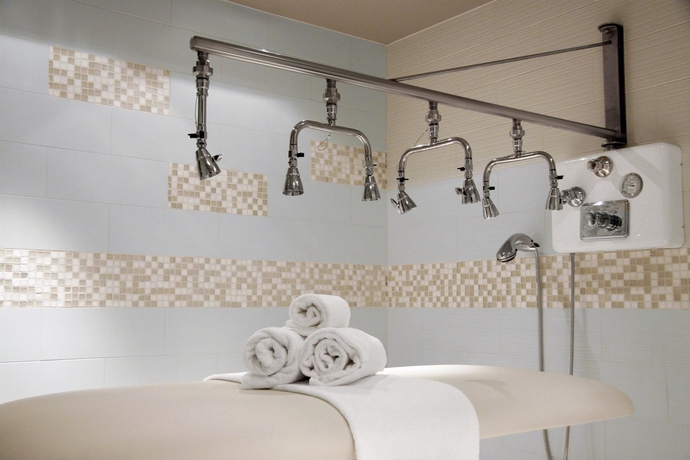 Imagen de la piscina del Hotel Sheraton Anchorage. Foto 14