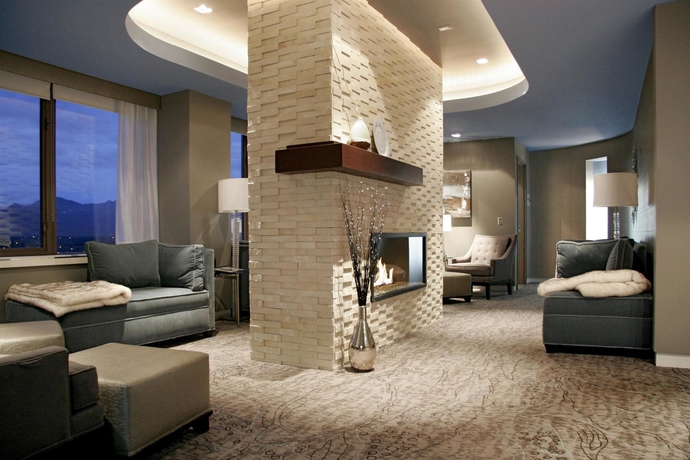 Imagen de la piscina del Hotel Sheraton Anchorage. Foto 16