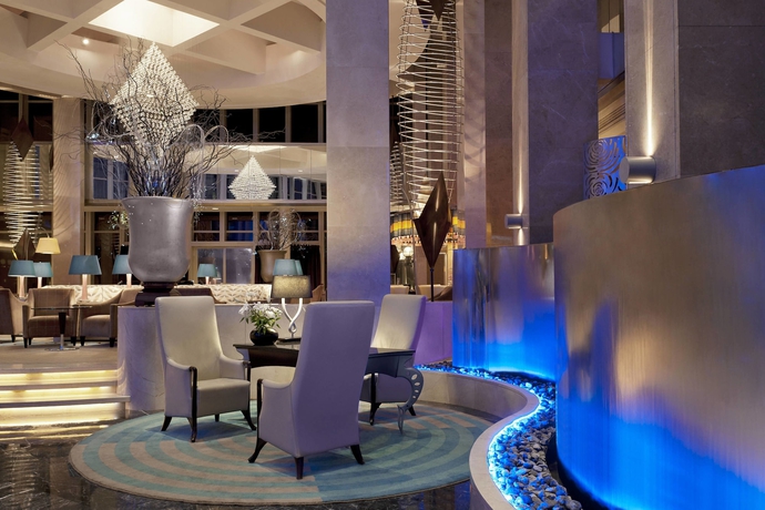 Imagen de los interiores del Hotel Sheraton Ankara and Convention Center. Foto 17