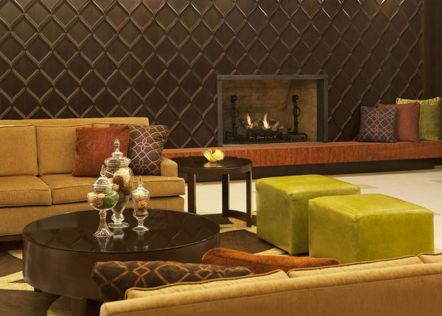 Imagen de los interiores del Hotel Sheraton Ann Arbor. Foto 14