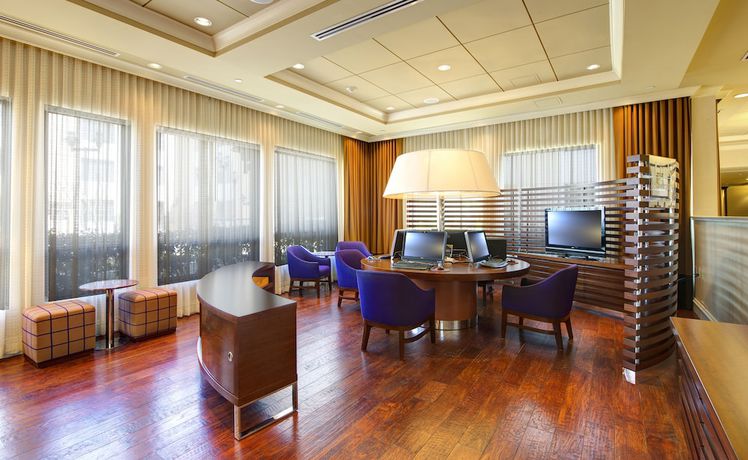 Imagen de los interiores del Hotel Sheraton Atlanta Perimeter North. Foto 19
