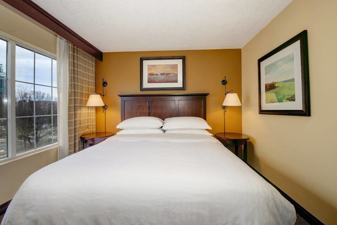 Imagen de la habitación del Hotel Sheraton Atlanta Perimeter North. Foto 9