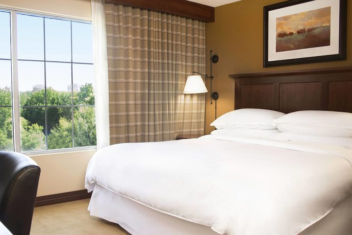 Imagen de la habitación del Hotel Sheraton Atlanta Perimeter North. Foto 10