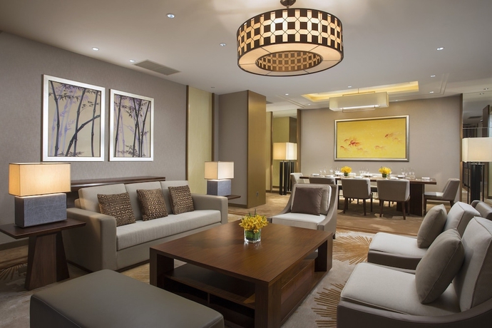 Imagen de la habitación del Hotel Sheraton Bailuhu Resort, Huizhou. Foto 4